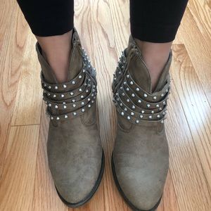 Mossimo Supply Co Tan Studded Ankle Boots